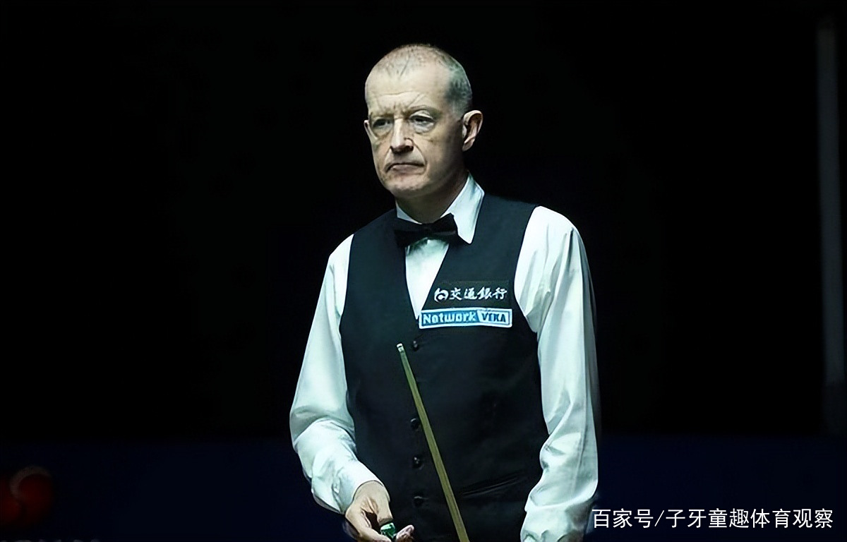 熊正在步入 熊正在步入